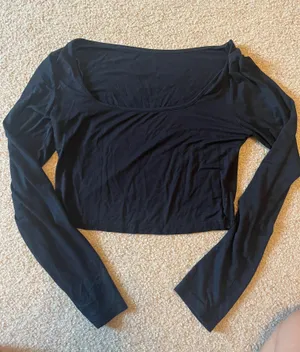 Black Long Sleeve Short Length Going Out Crop Top thumbnail 1