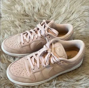 Nike Blush Pink Sneakers thumbnail 2