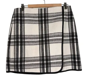 Joe Fresh Plaid Wool Blend Wrap‎ Mini Skirt Black White Party Women's Size 6 thumbnail 1
