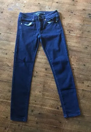 American Eagle dark wash stretchy skinny jeans thumbnail 1