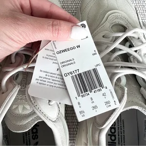 NWT Adidas Ozweego Low-Top Sneakers in Gray thumbnail 9