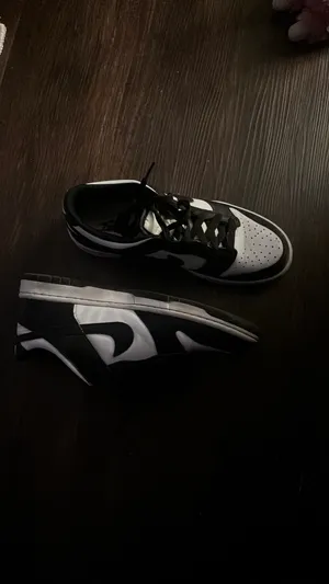 Nike Panda Low Dunks thumbnail 5