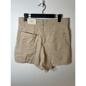 Zara Shorts Womens 10 Beige Khaki High Rise Denim 5 Pocket‎ Zip Fly Twill Casual thumbnail 3
