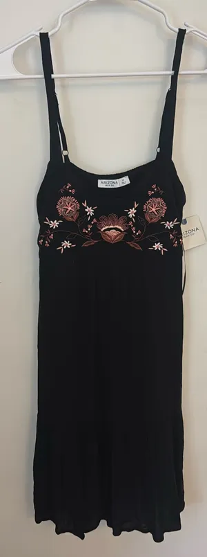 Black Dress thumbnail 1