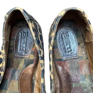 Born Shoes Womens Size 9.5 Brown Leopard Canvas Slip‎ On Flats Comfort D74641 thumbnail 3