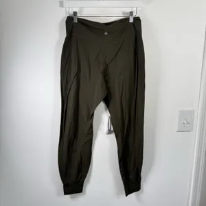 Lululemon Align Jogger Olive Green 28" Travel Lounge Casual W5CO2S Womens 8 thumbnail 4