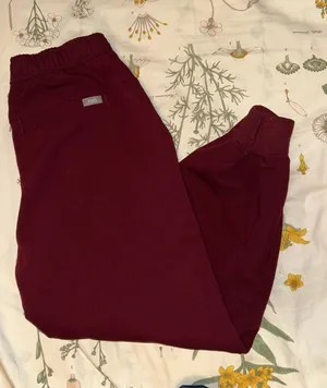 Figs burgundy jogger scrub pants SHORT thumbnail 1