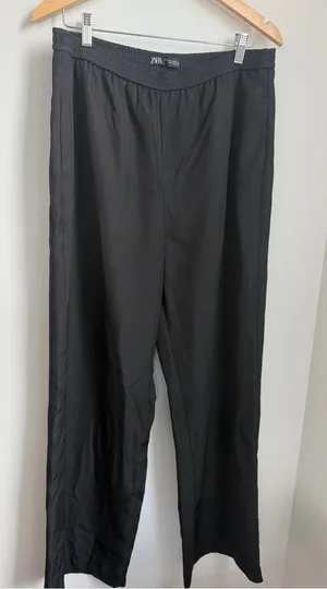 Zara Black Elastic-Waist Wide Leg Pants thumbnail 1