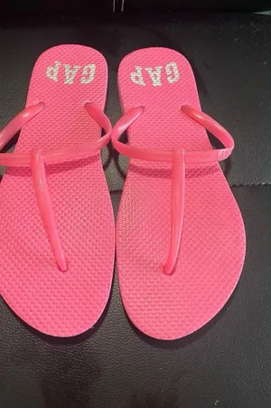 GAP Women’s Pink and Tan Casual Thong Sandals Lot of 2 Size 9 thumbnail 1