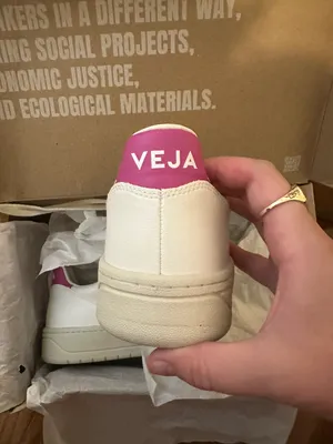 VEJA Women’s V-10 CWL White Orchid Ultraviolet thumbnail 3