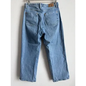 Zara Women’s Medium Wash High Rise Wide Leg‎ Baggy Jeans Blue Denim Size 8 thumbnail 6