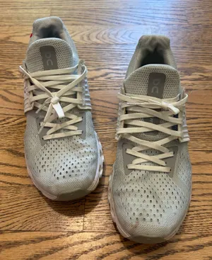 OnCloud OnRunning CloudSwift Sneaker Wolf Sand thumbnail 1