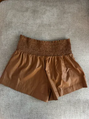 TCEC High-Waist Tan Faux Leather Shorts thumbnail 2
