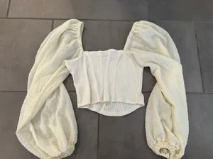 Urban Outfitters Top thumbnail 1