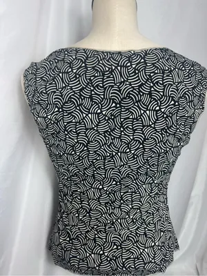 Max Studio Y2k style casual office short sleeve Ruffle blouse cinched front S thumbnail 3