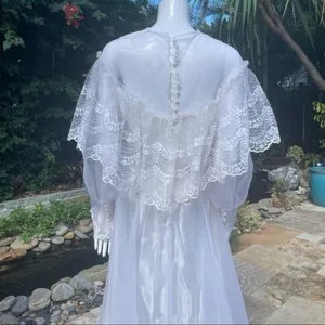 Vintage 1950s lace high neck wedding dress cottage core / boho ruffle tiered lac thumbnail 5