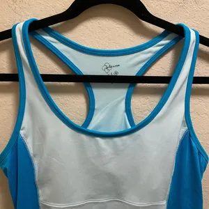 Old Navy Blue Built-In Bra Racerback Workout Tank Size L thumbnail 2
