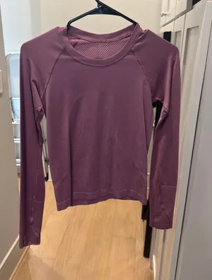 Lululemon swiftly tech long sleeve thumbnail 1