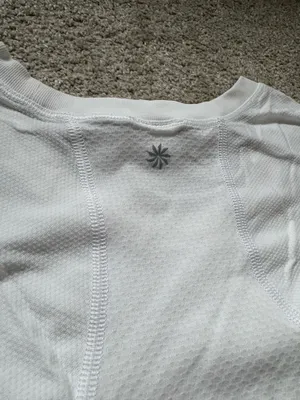 Athleta Women’s Top Short Sleeve Large Activewear thumbnail 5