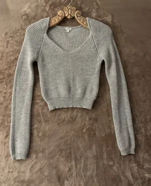 Garage Ribbed Sweetheart-Neck Sweater Women’s Size M thumbnail 1