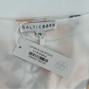 NWT Baltic Born‎ Lynlee Metallic Maxi Dress thumbnail 5