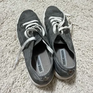 Steve Madden Platform Sneakers thumbnail 2