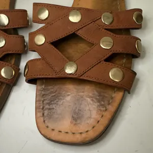 Vince Camuto Vazista Brown Leather Gold Studded Slide Sandals Size 8 thumbnail 5