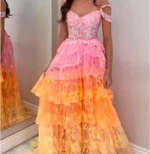 Ellie Wilde Prom Dress thumbnail 5