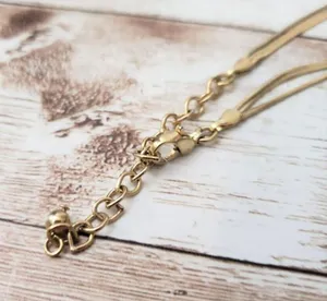 Vintage Necklace Gold Tone & Silver Tone Small Rings thumbnail 3