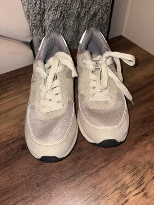 H&M Sneakers thumbnail 3
