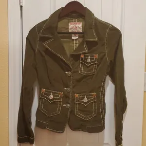 True Religion Women’s Olive corduroy jacket size S thumbnail 4
