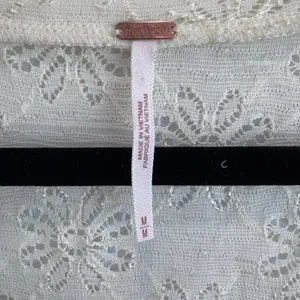 Free People Ivory Lace Tunic Top Medium Floral Sheer Long Sleeve Boho Festival thumbnail 4