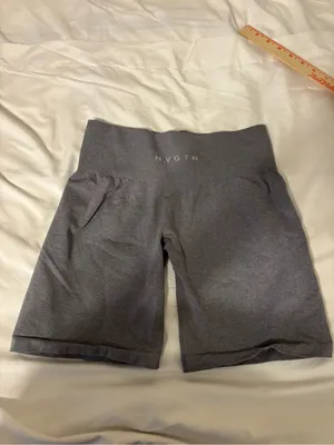 NVGTN Gray Seamless High Waist Biker Shorts Size Large Gym Workout thumbnail 7