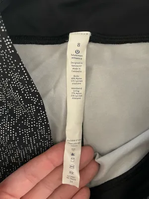 Lululemon Women's Quick Pace Short (2.5") Soundwave White Black / Black Size 8 thumbnail 5