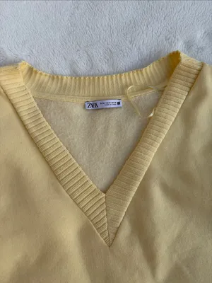 Zara Pale Yellow V-Neck Sleeveless Knit Crop Top/Vest. Size M thumbnail 5