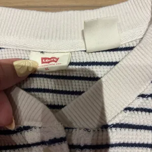 Levi’s White & Navy Striped Waffle Knit Henley Sweatshirt XL thumbnail 4