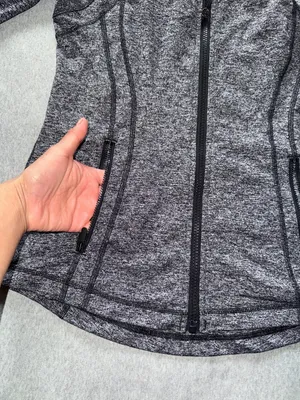 Lululemon Women’s Define‎ Jacket Heather Gray Full Zip Size 10 thumbnail 3