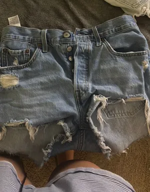 Levi’s 501 Shorts thumbnail 1