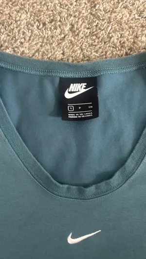 Nike Top thumbnail 2