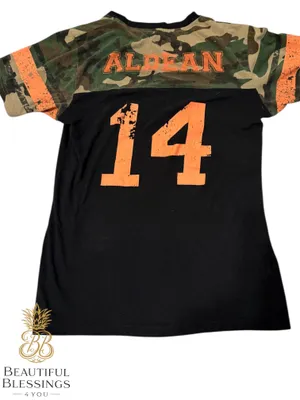 Jason Aldean Concert Shirt. She's Country. Distressed Orange Print Sz Med thumbnail 3