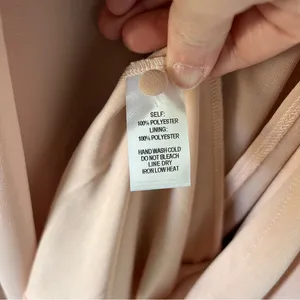 Lulu’s Wonderous Water Lilies Blush Pink Long Sleeve V Neck Maxi Dress NWT M thumbnail 7