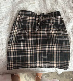Garage Skirt Plaid thumbnail 3