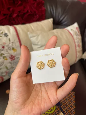 Tory Burch MILGRAIN LOGO HEX Gold tone PLATED STUD EARRINGS NWT in dust bag thumbnail 4