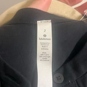 ✨Lululemon Black Perfectly Poised Sz 2 Jumpsuit✨ thumbnail 9