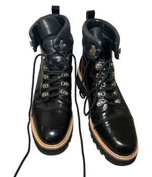 Marc Fisher Black Patent Leather Combat Boots Lug Sole Lace Up Womens 9.5 thumbnail 1