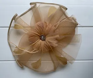 Unbranded Clip in Floral Headpiece Kentucky Derby Style thumbnail 1