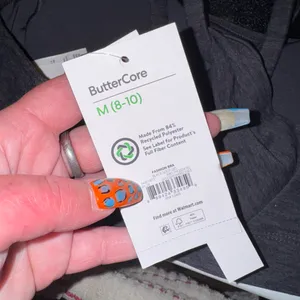 Butter core twist sports bra thumbnail 9