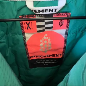 Free People FP Movement Lift Laugh Love Jacket Coat in Green Glow - NWT thumbnail 8