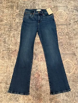 NWT Madewell Mid-Rise Kick Out Jeans Size 26 Dark Indigo Ankle Flare thumbnail 1