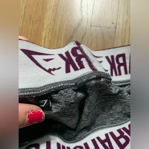 Gymshark gray shorts thumbnail 4